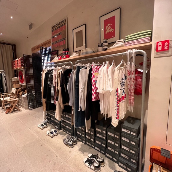 GOLDEN GOOSE LIMITED EDITION - VENICE M’ART - Picture 7 of 7